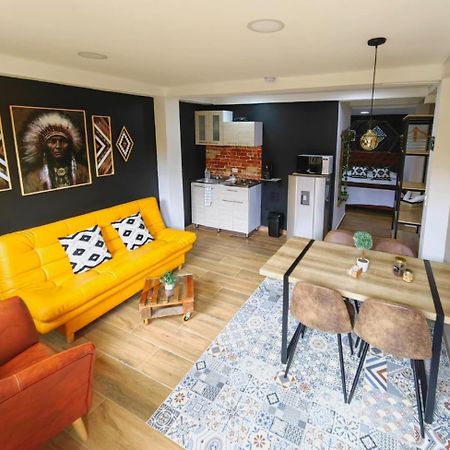 סאלנטו Confortable Apartamento A 20 Mt Del Parque Principal מראה חיצוני תמונה