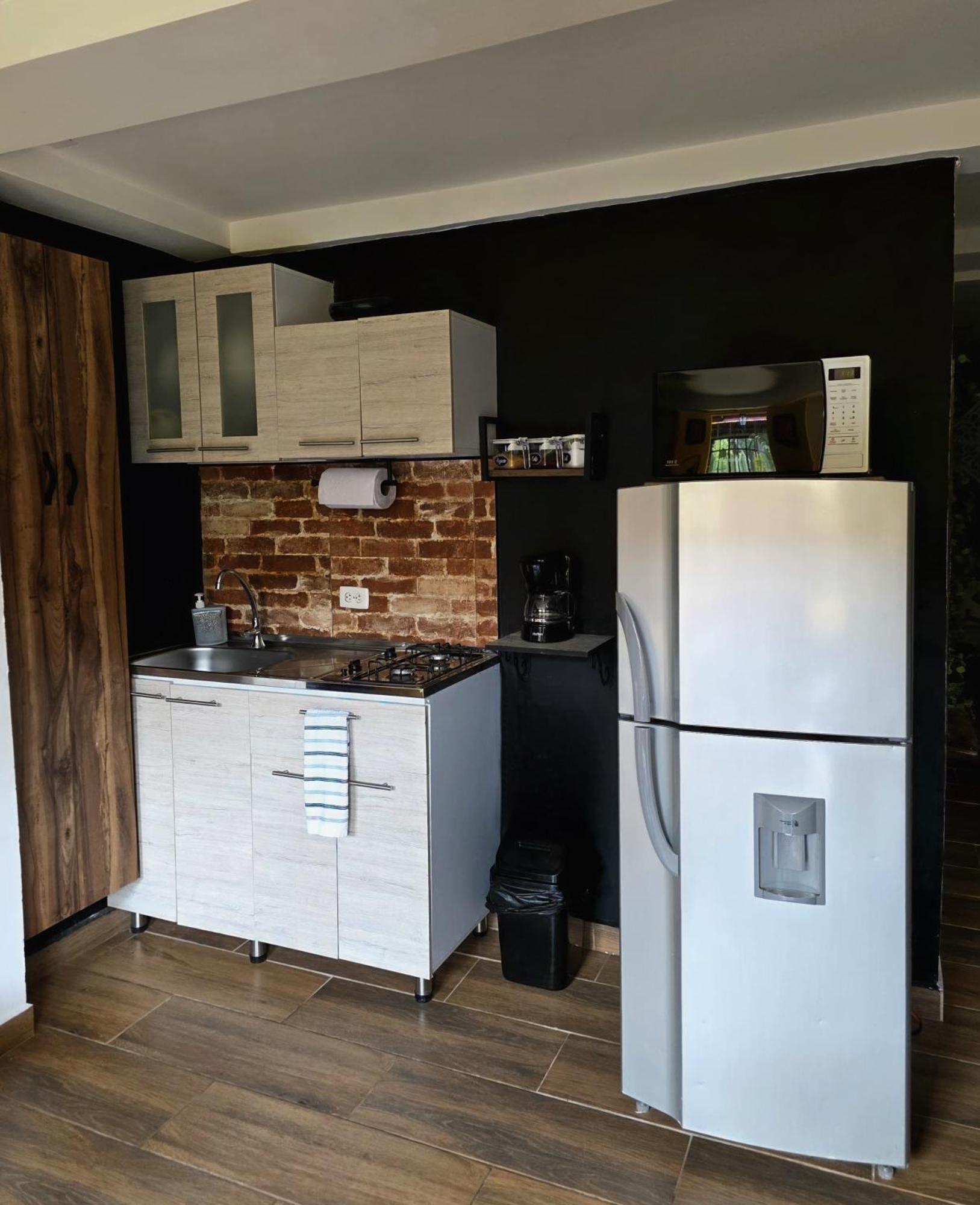 סאלנטו Confortable Apartamento A 20 Mt Del Parque Principal מראה חיצוני תמונה